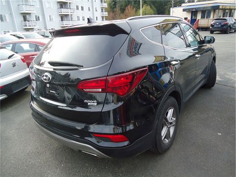 Used 2017 Hyundai Santa Fe Sport AWD/4WD image 6