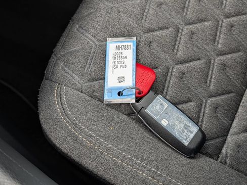 Used 2025 Nissan Kicks SV FWD image 37