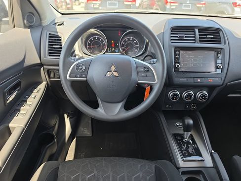 Used 2023 Mitsubishi Outlander Sport ES AWD/4WD image 8