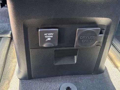 New 2026 Toyota Sienna Platinum AWD/4WD image 43