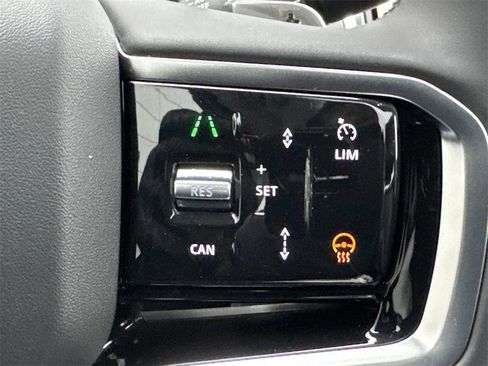 Certified 2025 Land Rover Discovery Sport S image 26