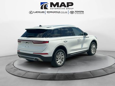 Used 2022 Lincoln Corsair FWD image 5