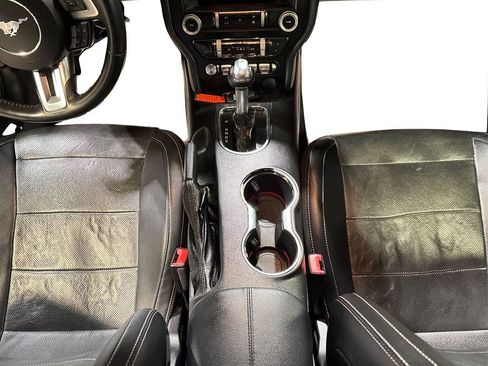 Used 2020 Ford Mustang GT Premium image 25