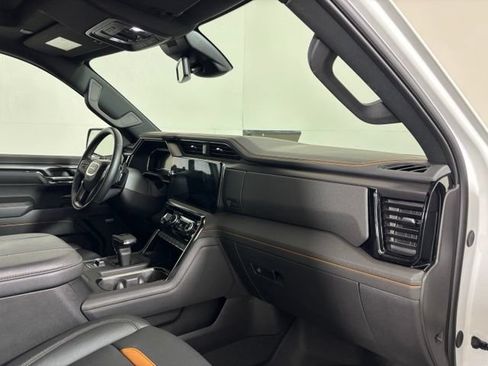 Used 2024 GMC Sierra 1500 AT4 w/ AT4 Premium Package AWD/4WD image 22