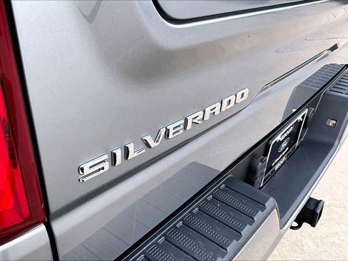 Used 2023 Chevrolet Silverado 1500 RST image 9