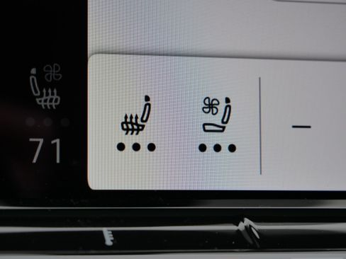 Certified 2025 Volkswagen Atlas SEL Premium R-Line image 30