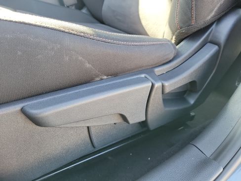 Certified 2025 Nissan Sentra SR FWD image 17