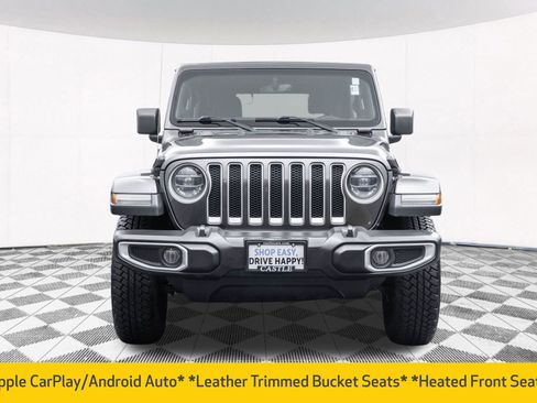 Used 2019 Jeep Wrangler Unlimited Sahara w/ Dual Top Group image 18