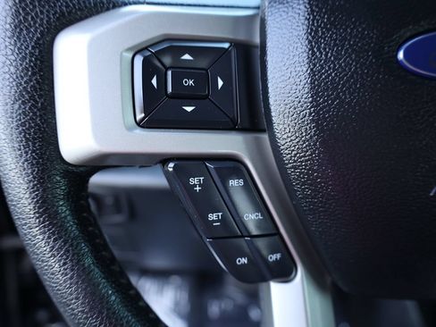 Used 2015 Ford F150 Lariat AWD/4WD image 23