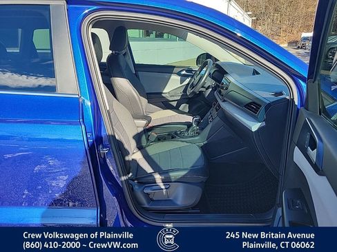 Certified 2022 Volkswagen Taos SE image 19