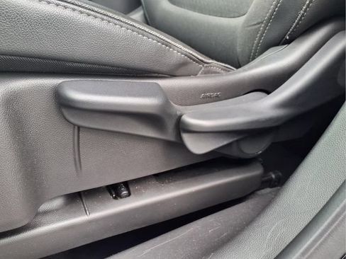 Used 2025 Buick Encore GX Preferred FWD image 17