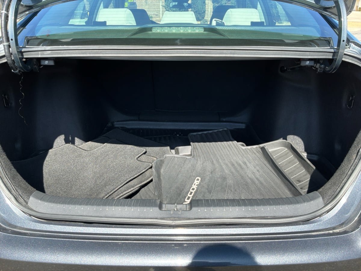 Used 2024 Honda Accord EX image 23