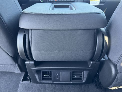 Used 2024 Chevrolet Silverado 1500 Custom w/ Turbomax Blackout Package image 31