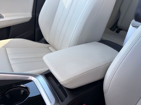 Certified 2025 Audi Q5 Premium w/ Convenience Package image 19