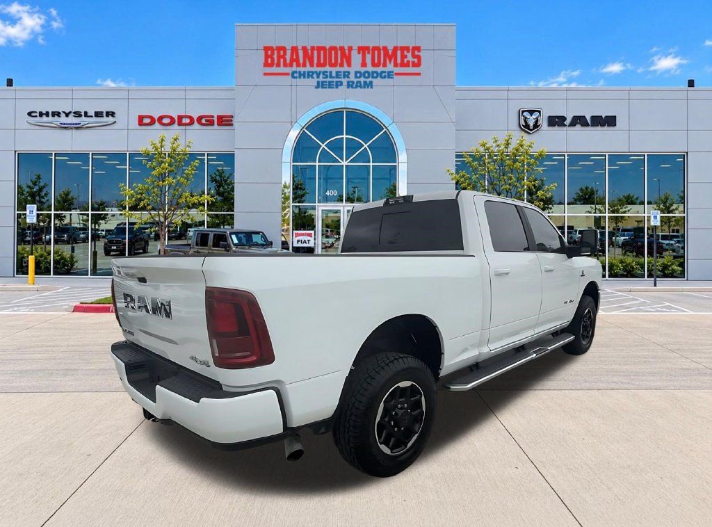 Used 2025 RAM 2500 Laramie AWD/4WD image 4
