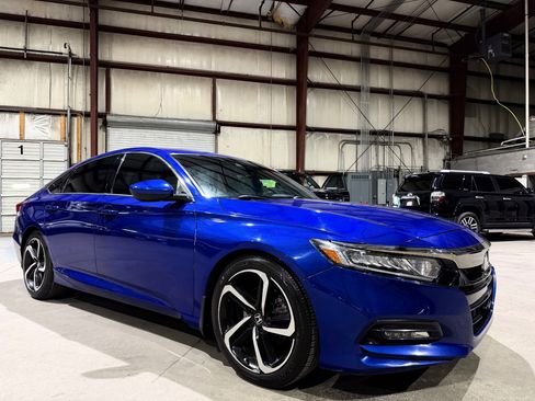 Used 2019 Honda Accord Sport image 1