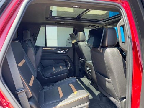 Used 2021 GMC Yukon AT4 w/ AT4 Premium Plus Package image 10