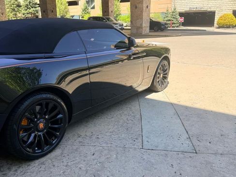 Used 2020 Rolls-Royce Dawn RWD image 3