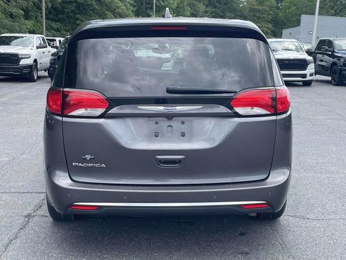 Certified 2018 Chrysler Pacifica Touring Plus FWD image 7