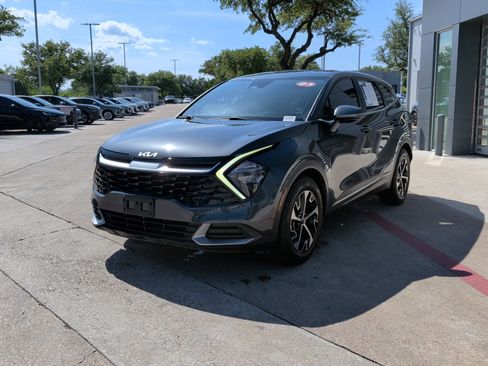 Used 2023 Kia Sportage EX FWD image 5