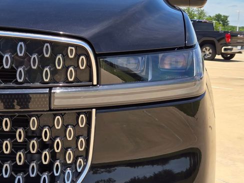 Used 2025 Lincoln Navigator Reserve AWD/4WD image 35