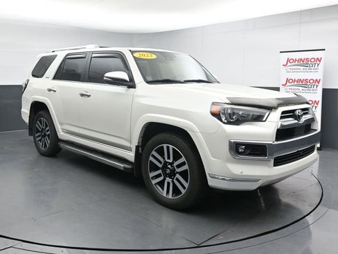 Used 2023 Toyota 4Runner Limited AWD/4WD image 2