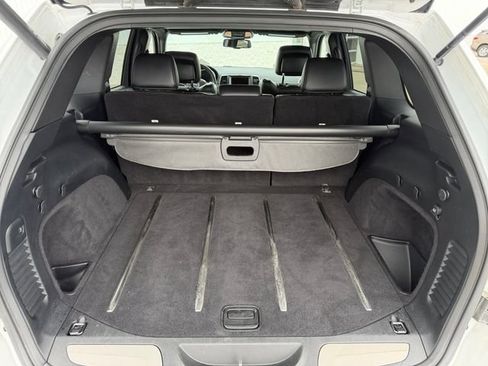 Used 2016 Jeep Grand Cherokee Limited AWD/4WD image 17