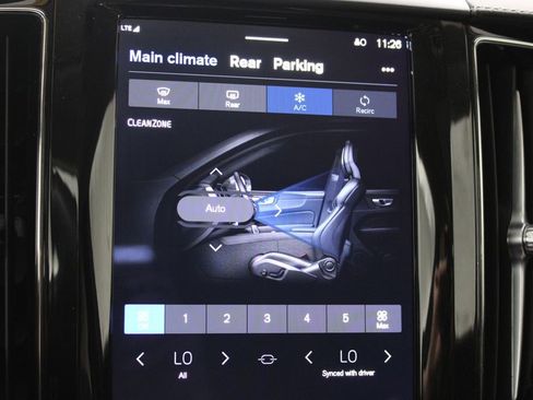 Used 2023 Volvo XC60 B6 Ultimate image 45