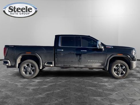 Used 2025 GMC Sierra 2500 SLT image 6