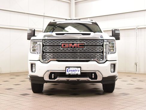 Used 2022 GMC Sierra 3500 Denali AWD/4WD image 2