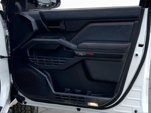 Used 2025 Toyota Tacoma TRD Pro AWD/4WD image 23