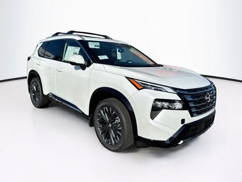 New 2026 Nissan Rogue Platinum AWD/4WD image 3