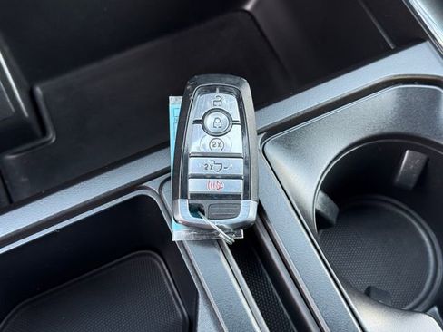 Used 2022 Ford F150 XLT w/ Equipment Group 302A High image 9