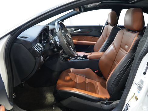 Used 2013 Mercedes-Benz CLS 63 AMG image 32