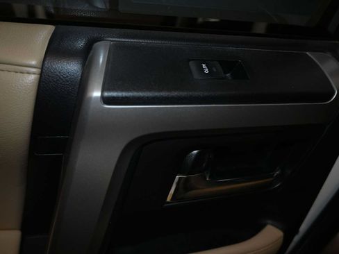 Used 2015 Toyota 4Runner SR5 Premium AWD/4WD image 25