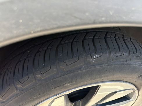 Used 2015 Honda CR-V Touring image 12