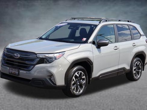 Certified 2025 Subaru Forester Premium w/ Convenience Package #1 AWD/4WD image 25