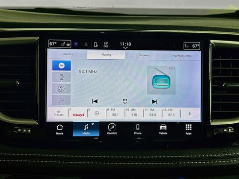 Used 2023 Chrysler Pacifica Touring-L w/ S Appearance Package FWD image 21