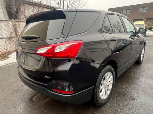 Used 2020 Chevrolet Equinox LS AWD/4WD image 5
