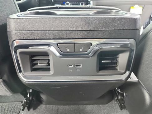 New 2026 GMC Sierra 2500 Denali w/ Denali Reserve Package AWD/4WD image 40