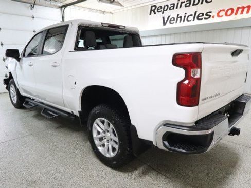 Used 2020 Chevrolet Silverado 1500 LT w/ All-Star Edition AWD/4WD image 3