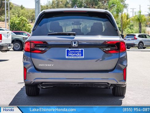 New 2026 Honda Odyssey EX-L image 9