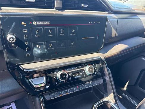 Used 2023 GMC Sierra 1500 AT4 w/ AT4 Premium Package image 23