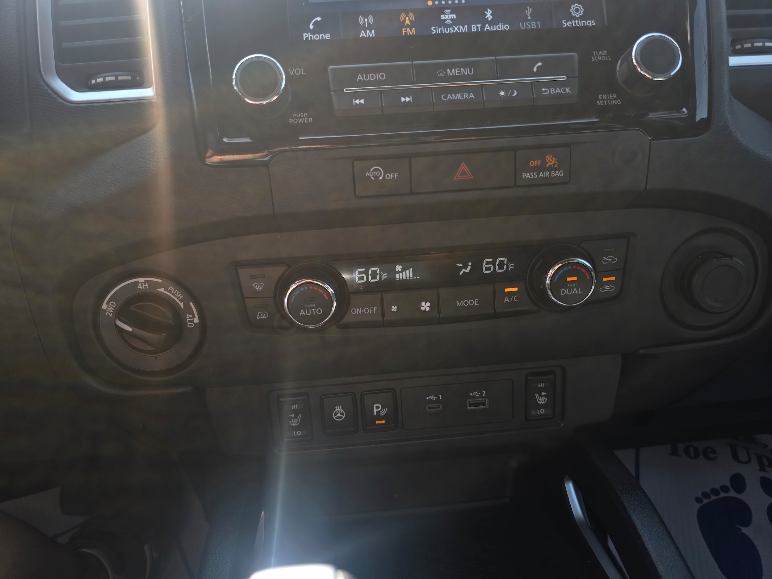 Used 2023 Nissan Frontier SV w/ Technology Package AWD/4WD image 13