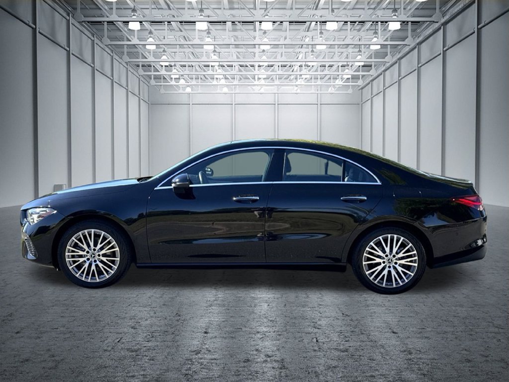 Used 2025 Mercedes-Benz CLA 250 image 4