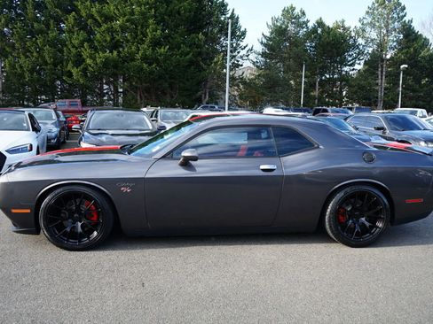 Used 2016 Dodge Challenger R/T Plus image 2