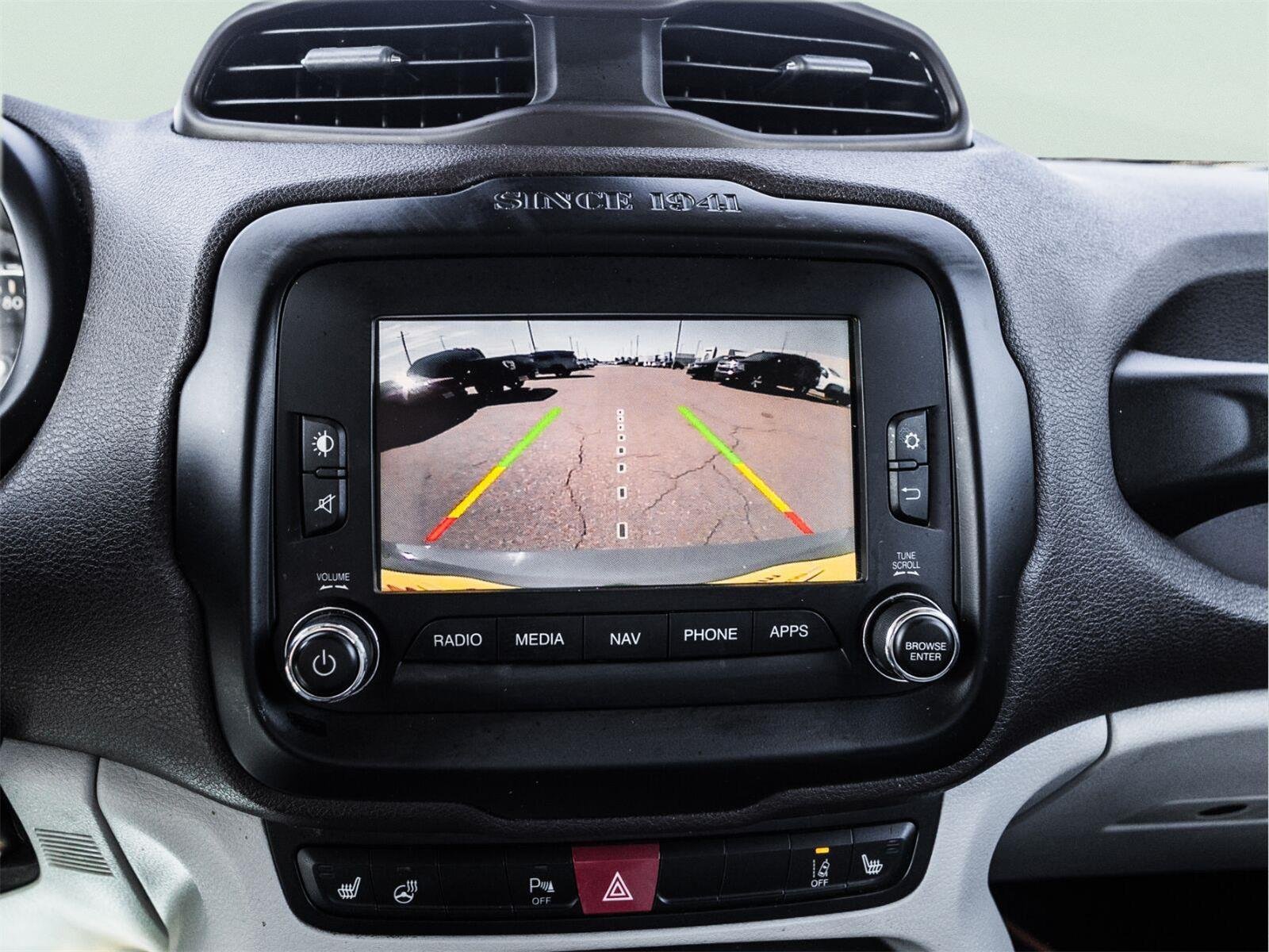 Used 2017 Jeep Renegade Limited FWD image 14