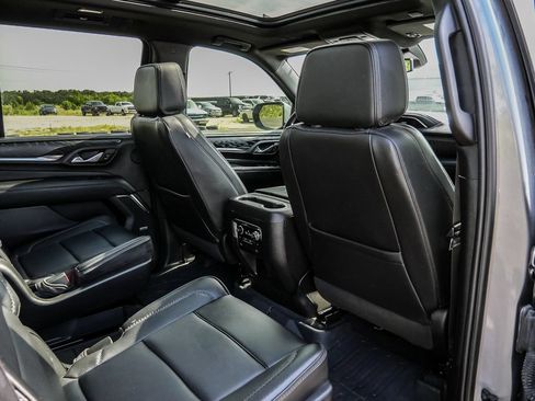 Used 2023 GMC Yukon Denali AWD/4WD image 52