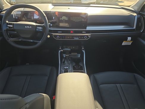 New 2026 Kia Sorento S image 12