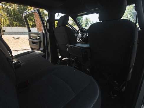 Used 2024 RAM 1500 Classic Warlock image 23